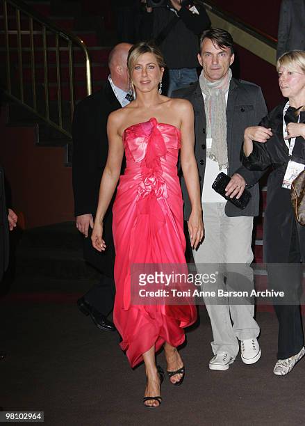 Jennifer Aniston attends The Bounty Hunter Premiere at Cinema Gaumont Marignan on March 28, 2010 in Paris, France.