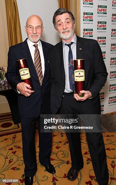 Roger Rees Awards Roger Stewart Photos and Premium High Res Pictures - Getty Images
