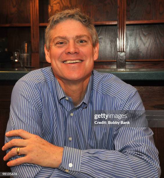 Dale Murphy attends the Solid Gold Autograph show at the Meadowlands Plaza on March 27, 2010 in Secaucus, New Jersey.