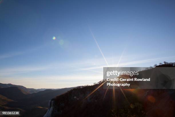 embrace the flare, hierve el agua, oaxaca - geraint rowland stock pictures, royalty-free photos & images