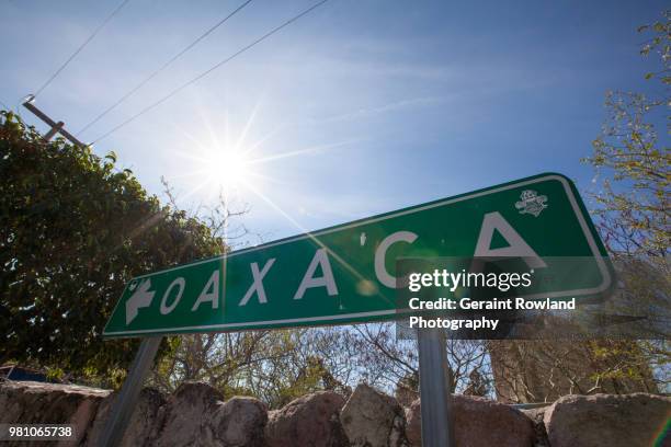 oaxaca this way - geraint rowland stock pictures, royalty-free photos & images