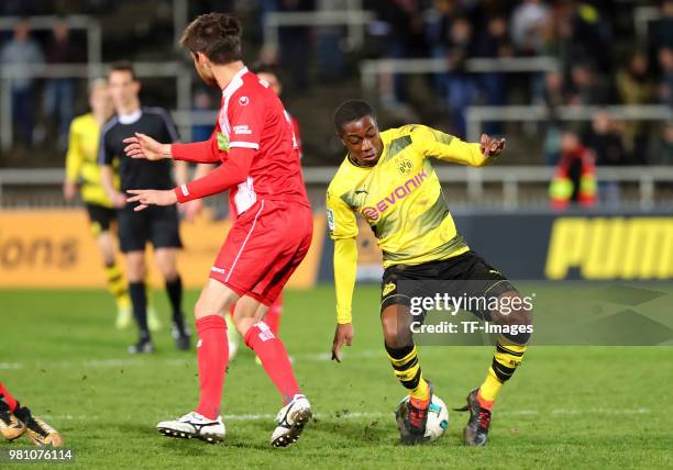 Justin Toshiki Kinjo of Fortuna Duesseldorf and Denzeil Boadu of Dortmund II battle for the ball during the Regionalliga West match between Borussia...