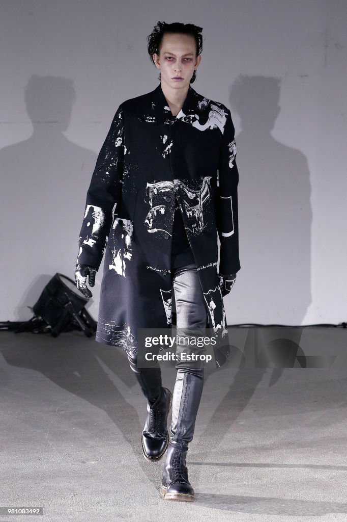 Undercover: Runway - Paris Fashion Week - Menswear Spring/Summer 2019