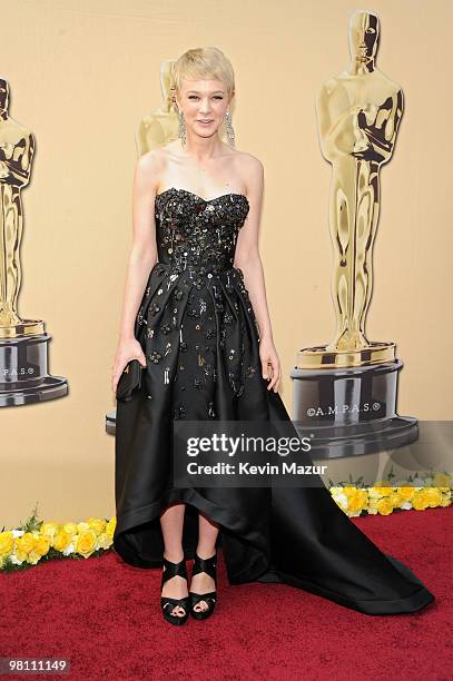 Actress Carey Mulligan arrives at the 82nd Annual Academy Awards at the Kodak Theatre on March 7, 2010 in Hollywood, California.