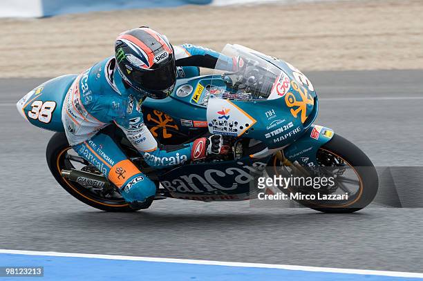 Bradley Smith of Great Britain and Bancaja Aspar Team rounds the bend during the Moto2 and 125 cc. Test at Circuito de Jerez on March 29, 2010 in...