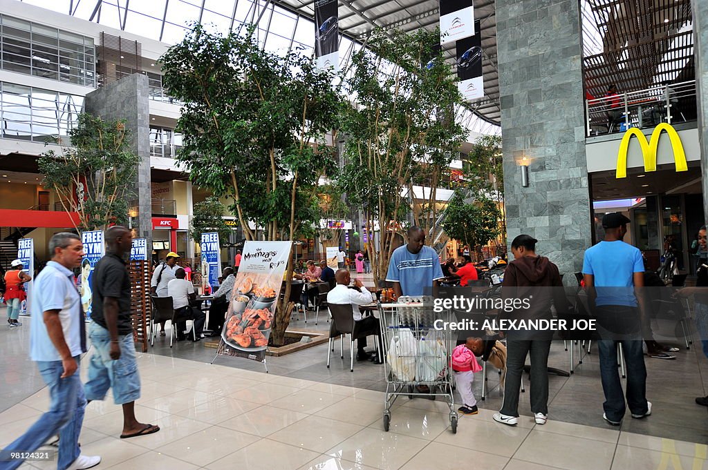 Soweto residents  shop at Maponya Mall i