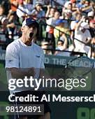 Andy Roddick defeats Carlos Moya in the quarter finals of the NASDAQ 100 open, April 1 Key Biscayne, Florida.