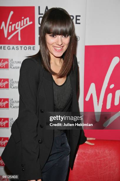 Alizee Ripolles 3.332 foto e immagini ad alta risoluzione di Alizee - Getty Images