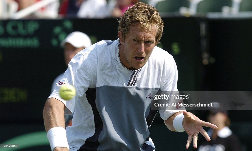 2004 Davis Cup - Quarterfinals - United States vs Sweden - Doubles - Bryan/Bryan vs Bjorkman/Johansson - April 10, 2004