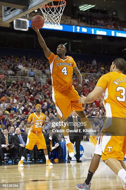 Playoffs: Tennessee Wayne Chism in action vs Ohio State. St. Louis, MO 3/26/2010 CREDIT: David E. Klutho