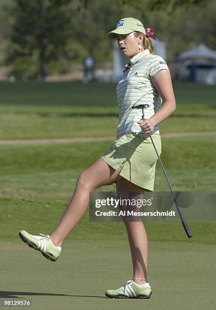 Paula Creamer misses a birdie putt on the first green during the second round at the 2006 SBS Open at Turtle Bay February 17 at Kahuku, Hawaii.