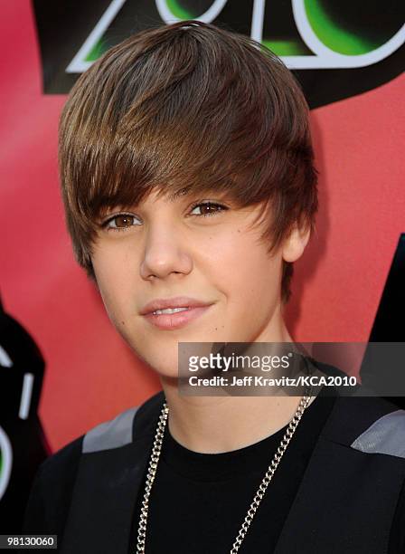 Singer Justin Bieber arrives at Nickelodeon's 23rd Annual Kids' Choice Awards held at UCLA's Pauley Pavilion on March 27, 2010 in Los Angeles,...