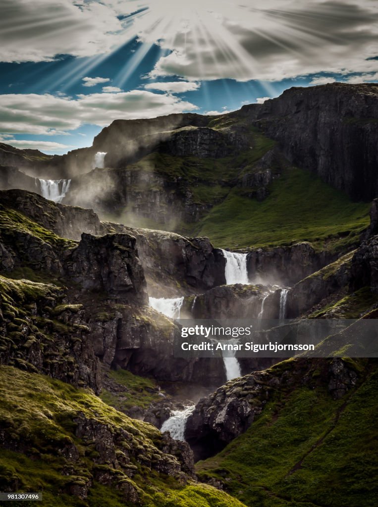 Klifbrekkufossar mmII (of )