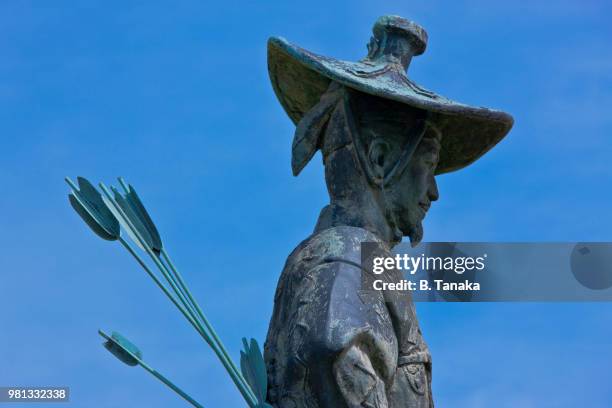 statue of samurai architect ota dokan in kawagoe, japan - kawagoe 個照片及圖片檔