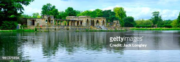 hever castle panorama - hever castle stock pictures, royalty-free photos & images