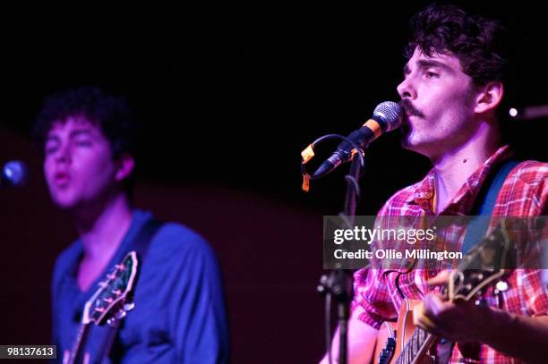 Ryan Hahn and Kelcey Ayer of Local Natives performs on stage at Rescue Rooms on February 25, 2010 in Nottingham, England.