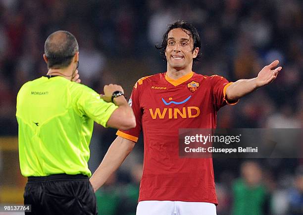 Luca Toni of Roma in action during the Serie A match between AS Roma and FC Internazionale Milano at Stadio Olimpico on March 27, 2010 in Rome, Italy.