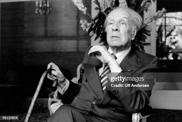 Argentinian author Jorge Luis Borges poses on May 20, 1979 in Paris,France.