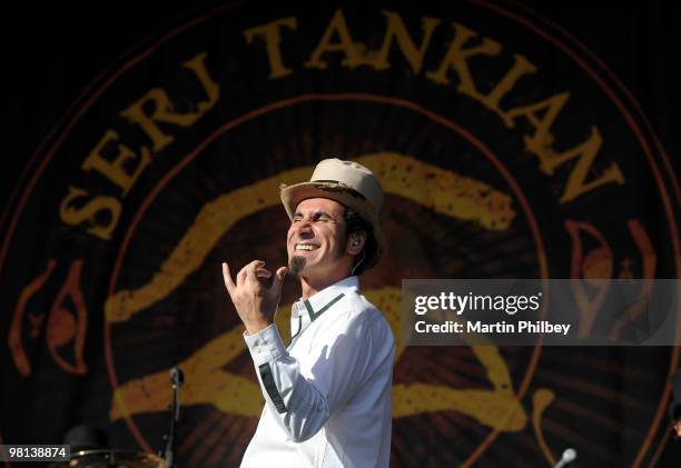 Serj Tankian performs on stage at Big Day Out Sydney at the Homebush Olympic Venue on 23rd January 2009 in Sydney, Australia.