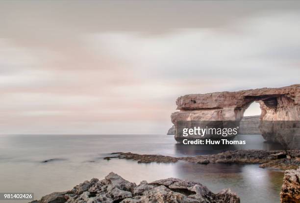 azure window gozo final - azure window stock pictures, royalty-free photos & images