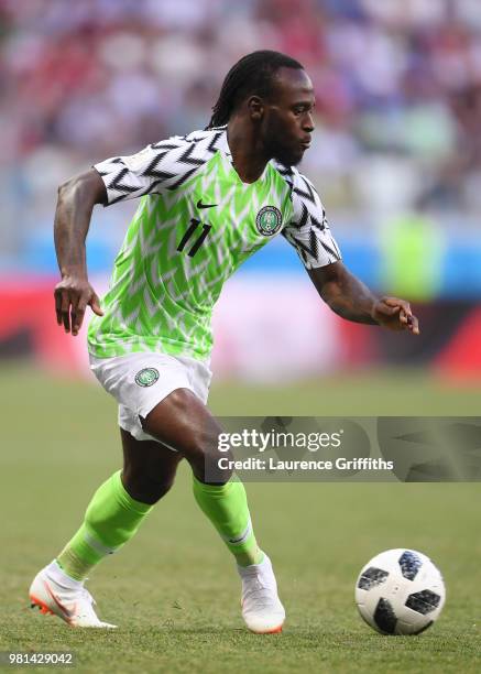 Victor Moses of Nigeria runs with the ball during the 2018 FIFA World Cup Russia group D match between Nigeria and Iceland at Volgograd Arena on June...