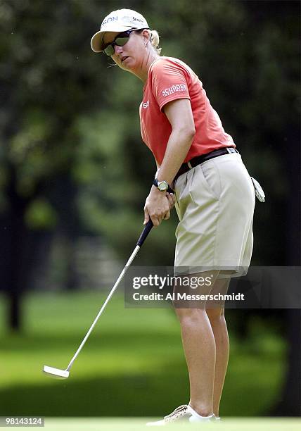 Karrie Webb of Australia watches a birdie putt stop short on the 13th hole at the LPGA Jamie Farr Kroger Classic August 15, 2003 in Sylvania, Ohio.