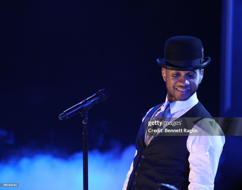 Usher Performs On ABC's "Good Morning America" - March 30, 2010