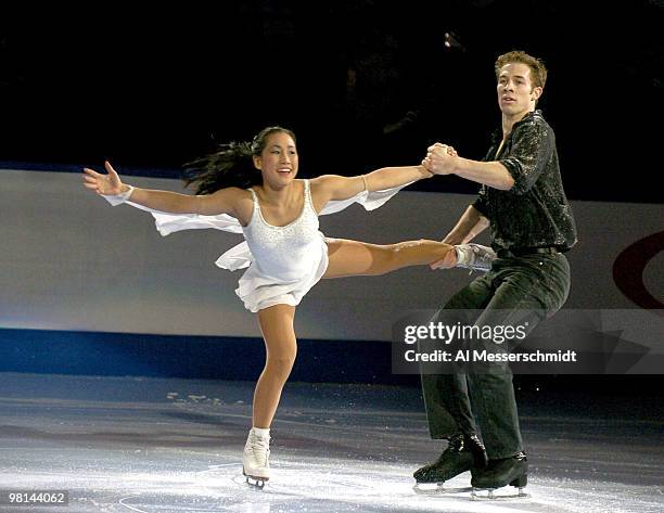 Jennifer Don and Jonathon Hunt dance on ice Sunday, January 11, 2004 at the 2004 Chevy Skating Spectacular following the 2004 State Farm U. S. Figure...