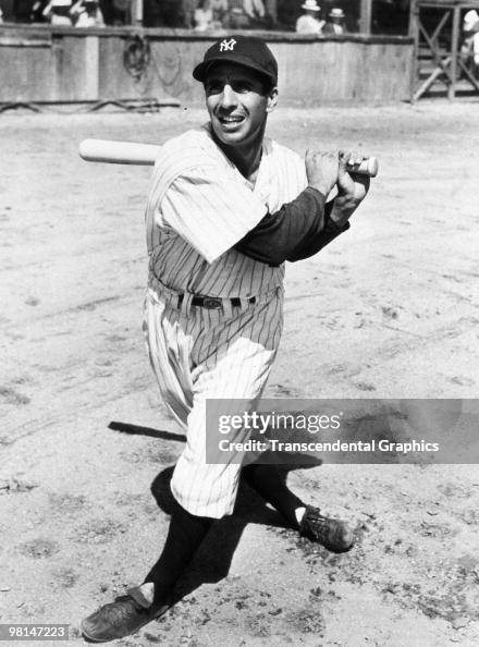 Phil Rizzitano Phil Rizzuto, Hall of Fame shortstop for the New York Yankees, poses ...