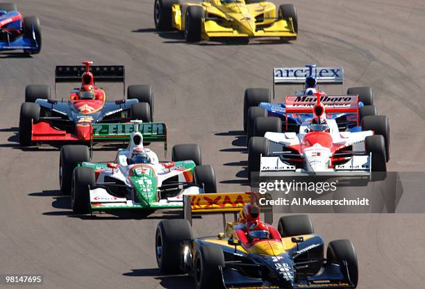 Indycar Racing 2005 2,172 Indy Style Stock Photos, High-Res Pictures, and Images - Getty Images