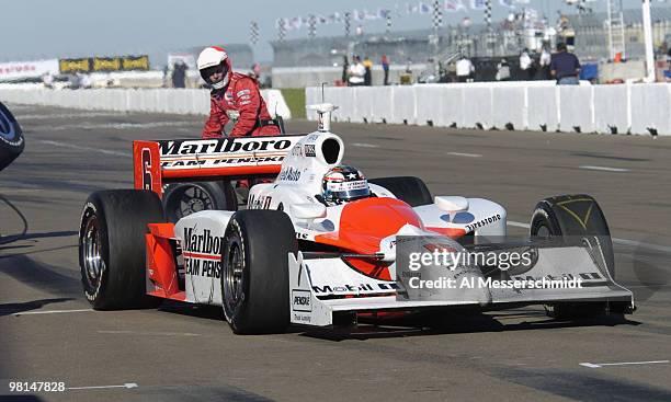 Sam Hornish Jr. Leaves the pits during the 2005 Honda Grand Prix of St. Petersburg April 3.