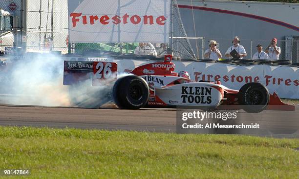 Dan Welton burns rubber after victory in the 2005 Honda Grand Prix of St. Petersburg April 3.