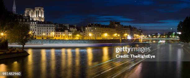 paris peniche notre dame - peniche stock pictures, royalty-free photos & images