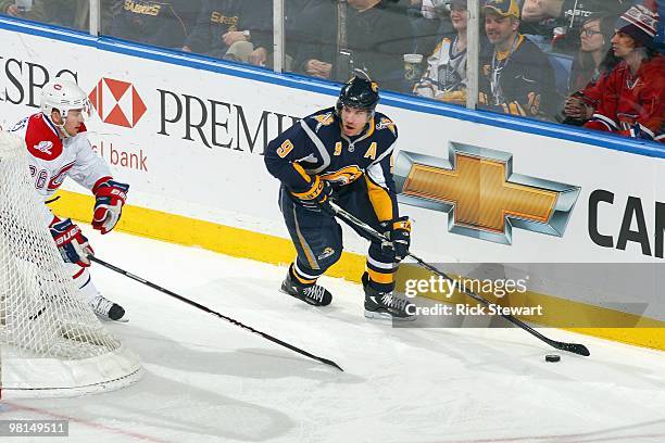 Derek Roy of the Buffalo Sabres handles the puck during the game against the Montreal Canadiens at HSBC Arena on March 24, 2010 in Buffalo, New York.