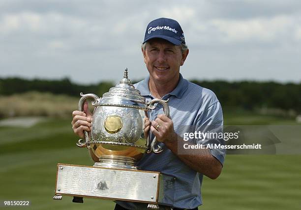 Hale Irwin wins the Liberty Mutual Legends of Golf tournament, Sunday, April 25, 2004 in Savannah, Georgia.