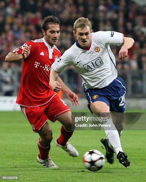 Darren Fletcher of Manchester United clashes with Hamit Altintop of Bayern Munich during the UEFA Champions League Quarter-Final First Leg match...