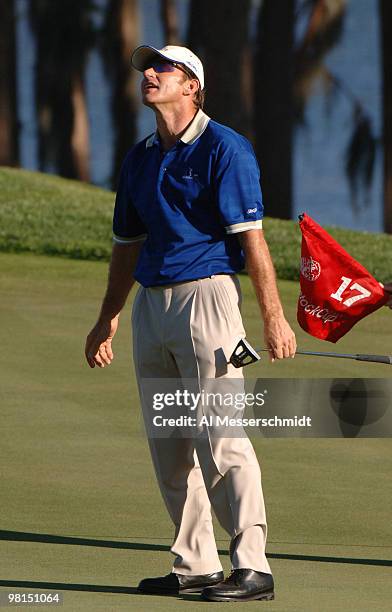 Nick Faldo misses a birdie putt during play in the 2005 Tavistock Cup at Isleworth Country Club March 29.