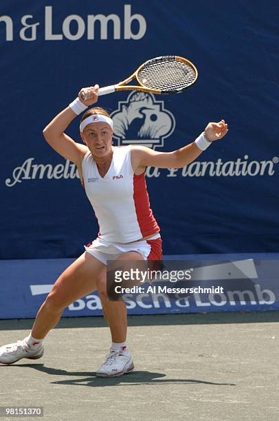 Svetlana Kuznetsova defeats Patty Schnyder in the quarterfinals 6-3, 6-1 during the 2006 WTA Bausch and Lomb Championship at Amelia Island Plantation...