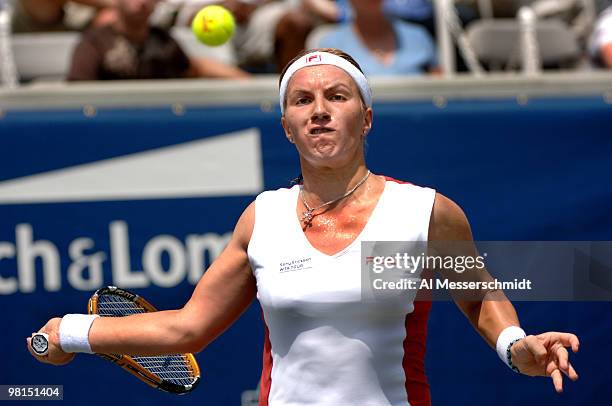 Svetlana Kuznetsova defeats Patty Schnyder in the quarterfinals 6-3, 6-1 during the 2006 WTA Bausch and Lomb Championship at Amelia Island Plantation...