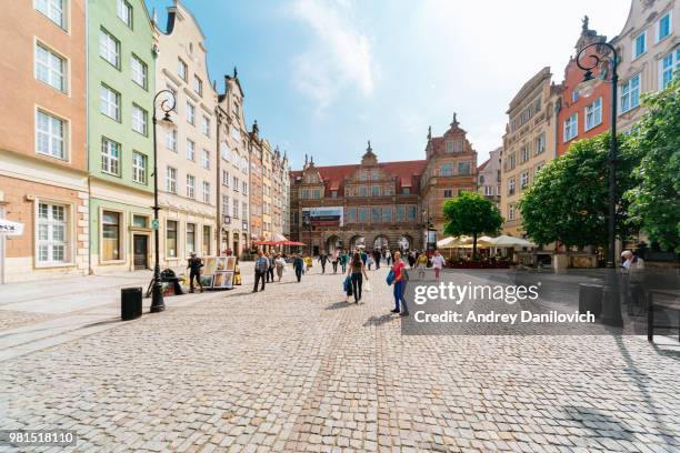 the old town of gdansk - dlugi targ stock pictures, royalty-free photos & images