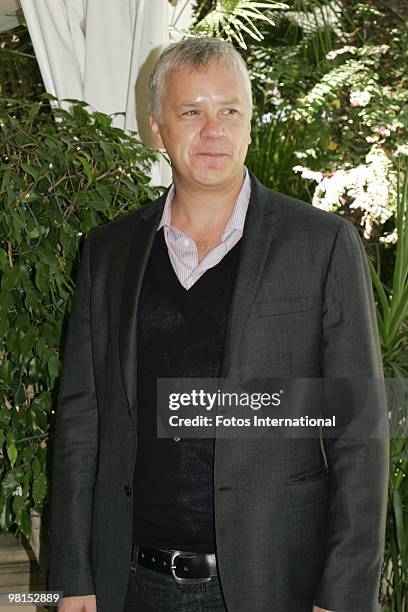 Tim Robbins at the Four Seasons Hotel in Beverly Hills, California on September 23, 2008. Reproduction by American tabloids is absolutely forbidden.