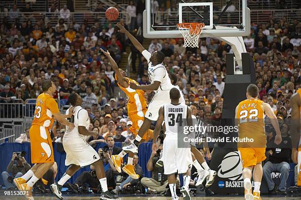 Playoffs: Michigan State Draymond Green in action, block shot vs Tennessee Scotty Hopson . St. Louis, MO 3/28/2010 CREDIT: David E. Klutho