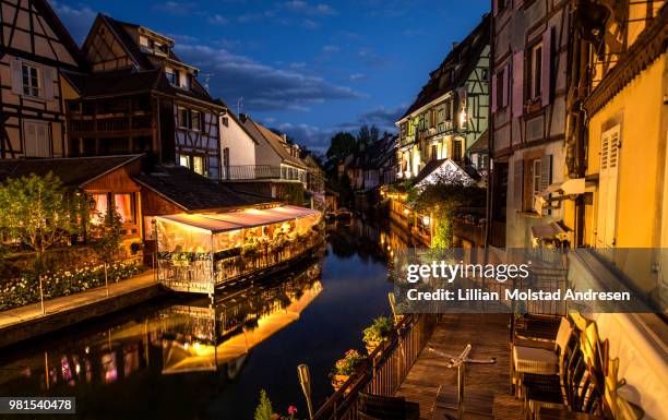 petite venise by night - venise stock pictures, royalty-free photos & images