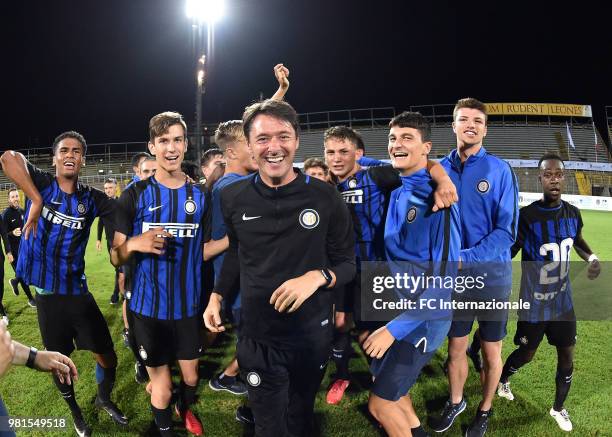 Team of FC Internazionale celebrate the victory after the U16 Serie A and B Final match between FC Internazionale and Juventus FC at Stadio Bruno...