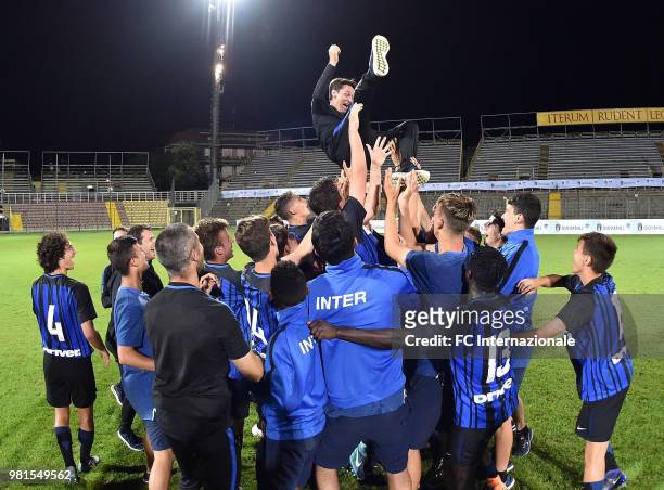Team of FC Internazionale celebrate the victory after the U16 Serie A and B Final match between FC Internazionale and Juventus FC at Stadio Bruno...