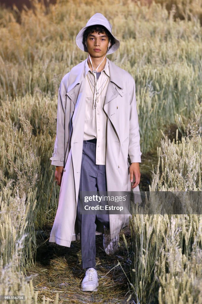 Ami Alexandre Mattiussi: Runway - Paris Fashion Week - Menswear Spring/Summer 2019