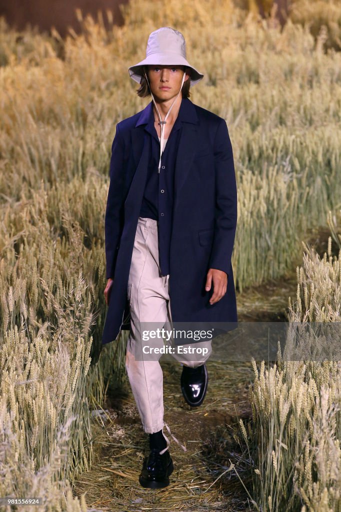 Ami Alexandre Mattiussi: Runway - Paris Fashion Week - Menswear Spring/Summer 2019