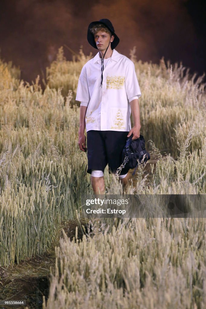 Ami Alexandre Mattiussi: Runway - Paris Fashion Week - Menswear Spring/Summer 2019