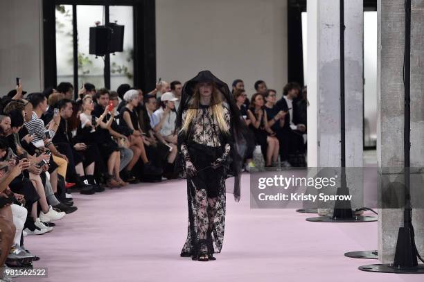 Model walks the runway during the Ann Demeulemeester Menswear Spring/Summer 2019 show as part of Paris Fashion Week on June 22, 2018 in Paris, France.