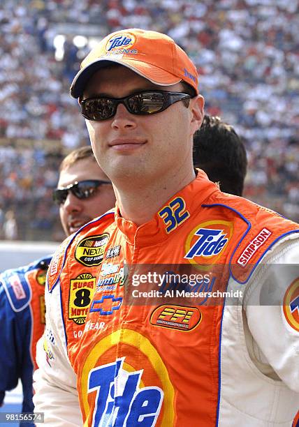 Travis Kvapil in the NASCAR NEXTEL Cup series Coca-Cola 600 May 28, 2006 at Lowe's Motor Speedway in Charlotte, North Carolina.